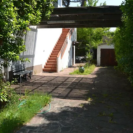 Oasy Apartament * Tirrenia